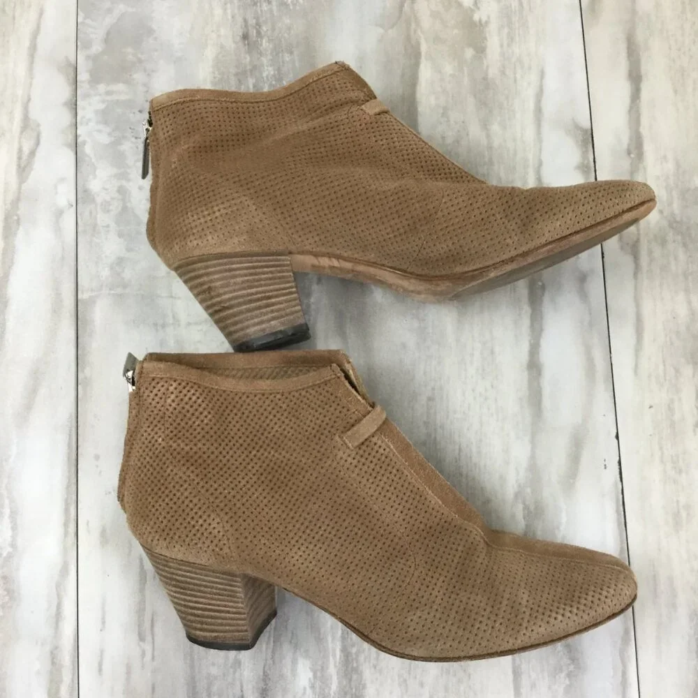 Aquatalia Tan Booties 8